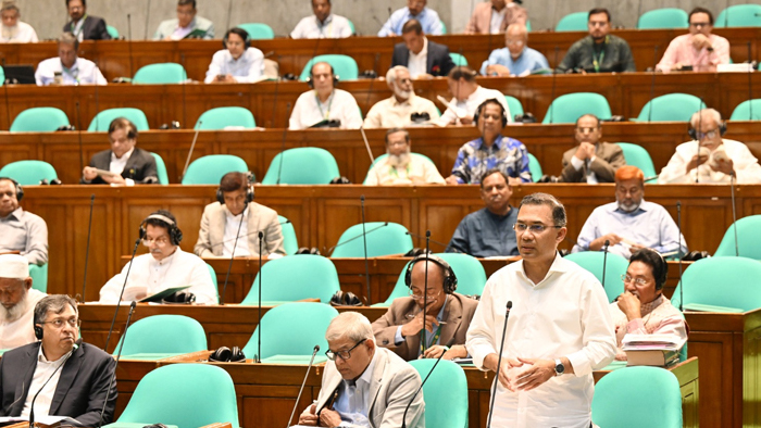 জনগণকে ‘ই-হেলথ কার্ড’ দেওয়ার উদ্যোগ নিয়েছে সরকার