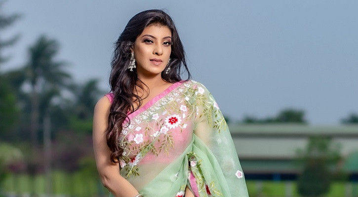 ওয়েব ফিল্ম দিয়ে ঈদে পর্দায় ফিরছেন মৌ