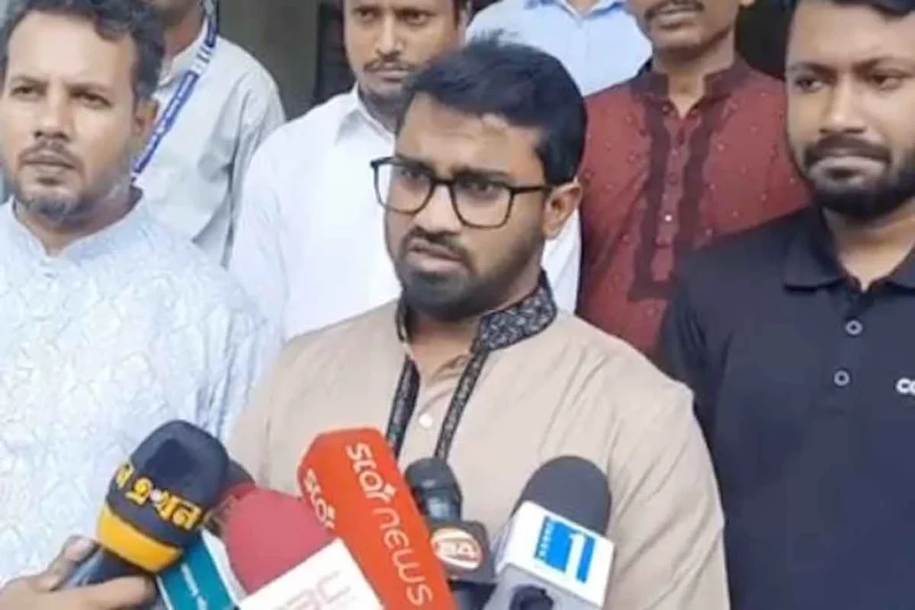 জামায়াত বাংলাদেশে রাজনীতি করার উপযোগী দল নয়: রাশেদ খাঁন
