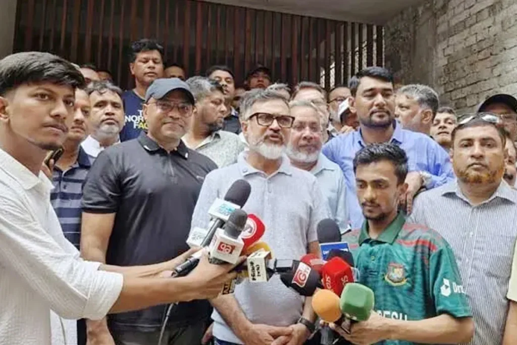 ফুটপাত দখলমুক্ত না হওয়া পর্যন্ত উচ্ছেদ অভিযান চলবে : ডিএনসিসি প্রশাসক